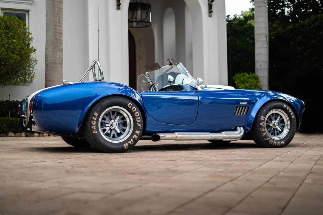 Shelby Cobra Replica - Image 23 of 31