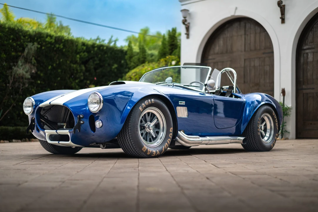 Shelby Cobra Replica - Image 6 of 31