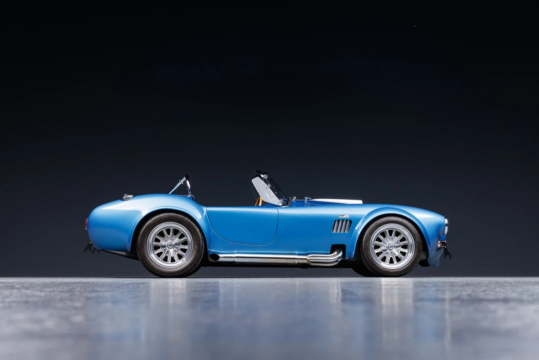 Shelby Cobra Replica - Image 7 of 31