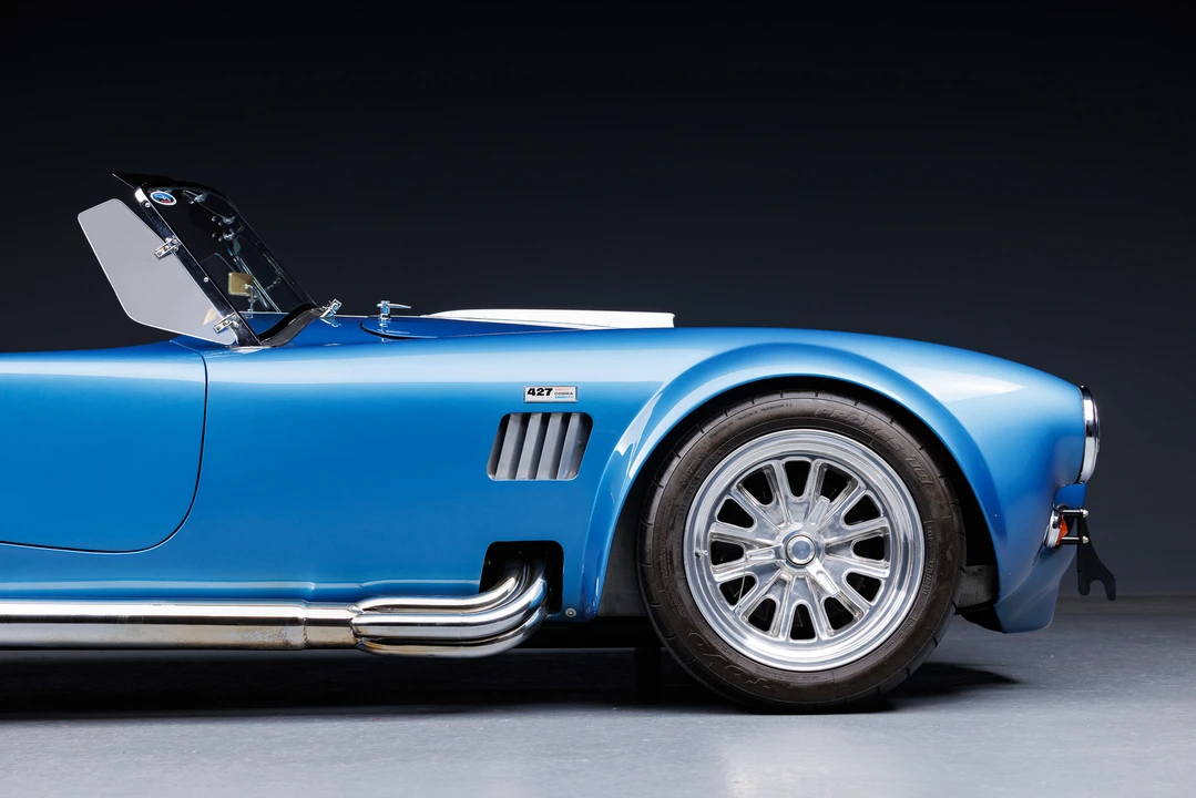 Shelby Cobra Replica - Image 17 of 31