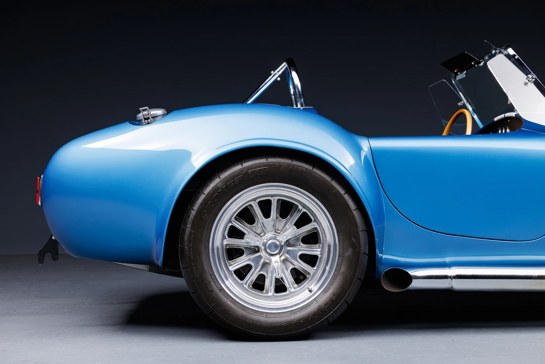 Shelby Cobra Replica - Image 16 of 31