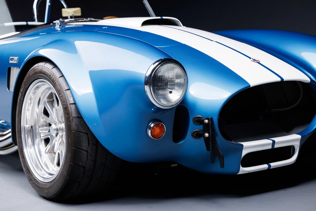 Shelby Cobra Replica - Image 18 of 31