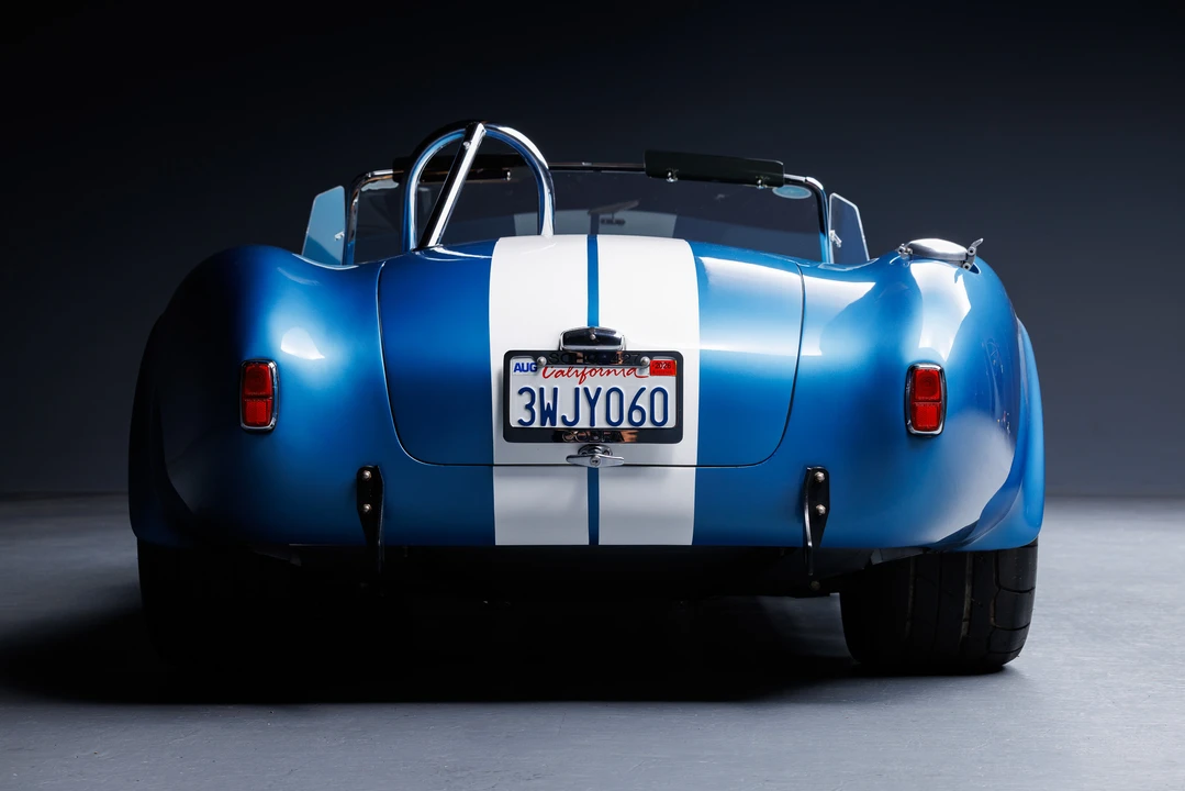 Shelby Cobra Replica - Image 10 of 31