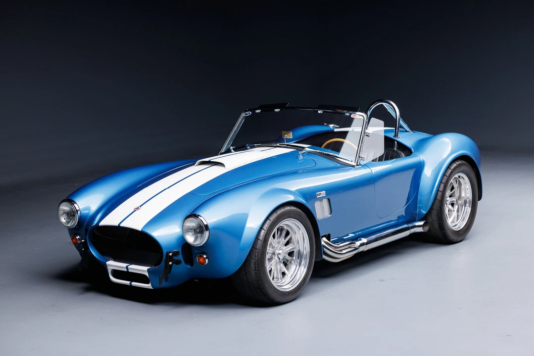 Shelby Cobra Replica - Image 2 of 31