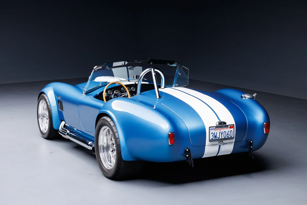 Shelby Cobra Replica - Image 11 of 31