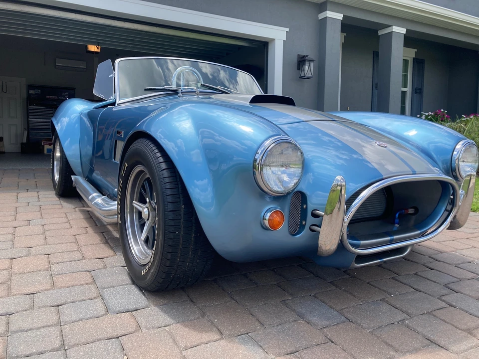Shelby Cobra Replica - Image 9 of 31