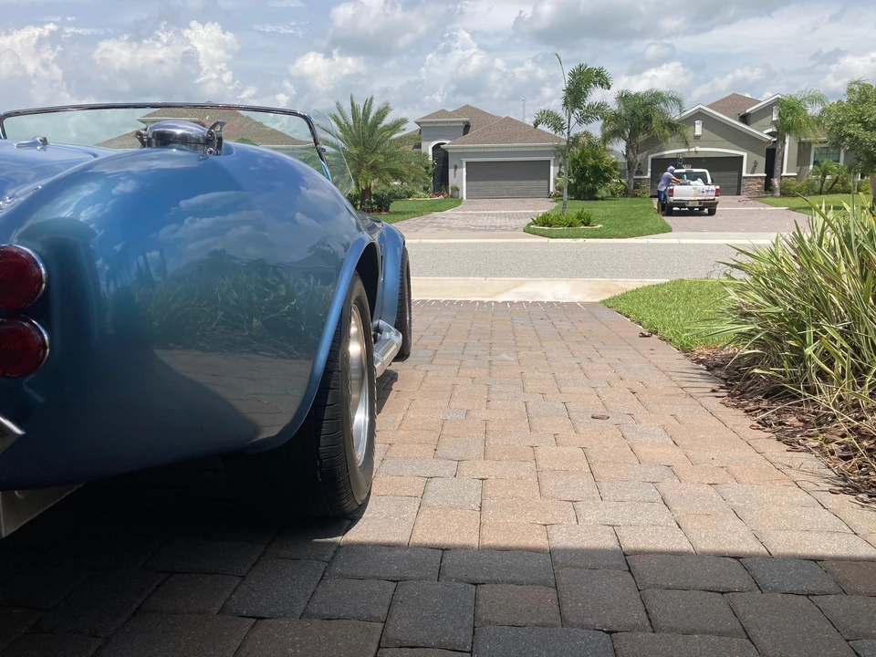 Shelby Cobra Replica - Image 14 of 31