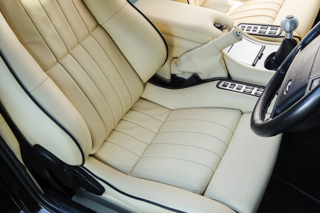 2000 Aston Martin Vantage (1993-2000) - Image 26 of 31