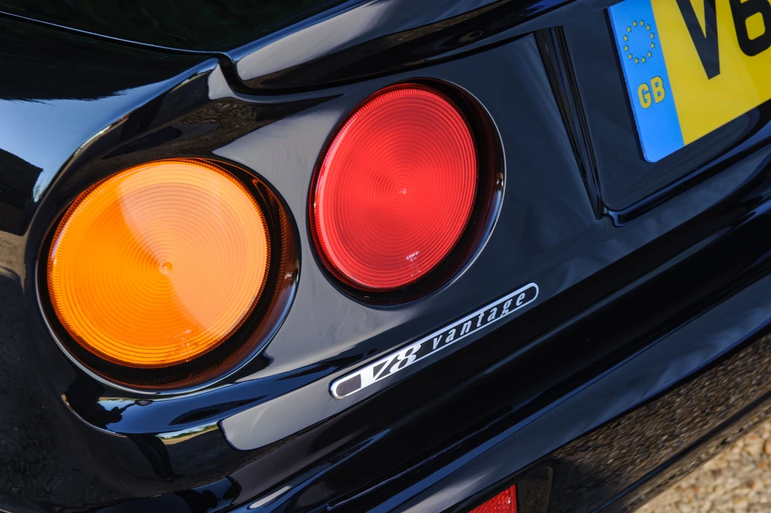 2000 Aston Martin Vantage (1993-2000) - Image 11 of 31