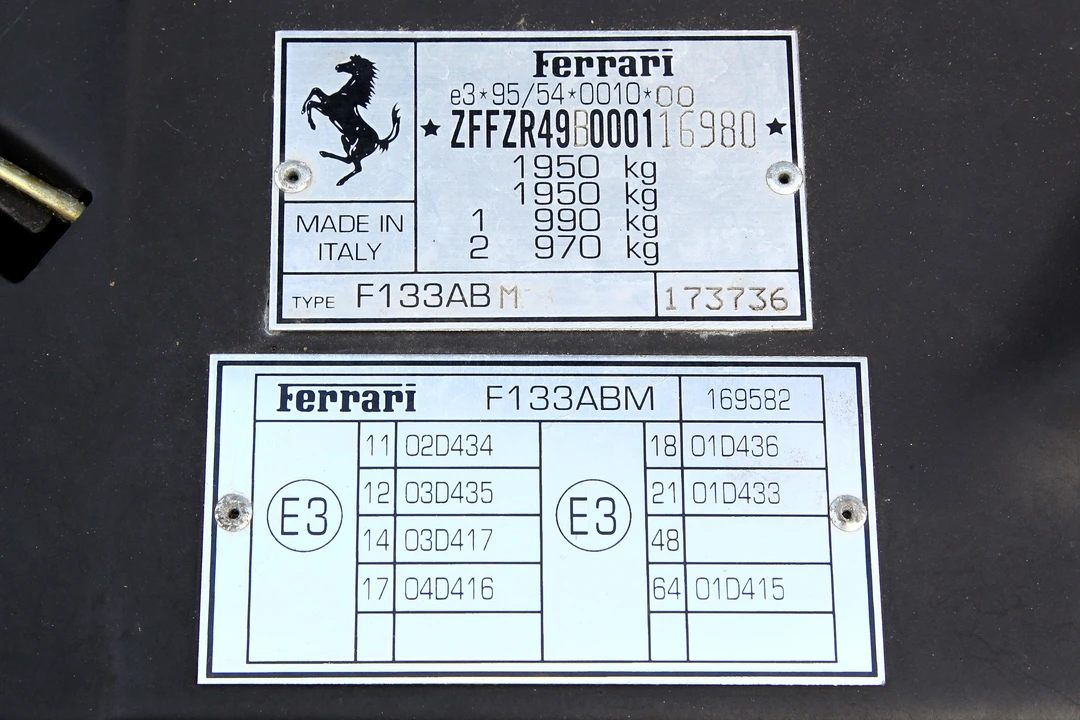 1999 Ferrari 550 Maranello - Image 27 of 28