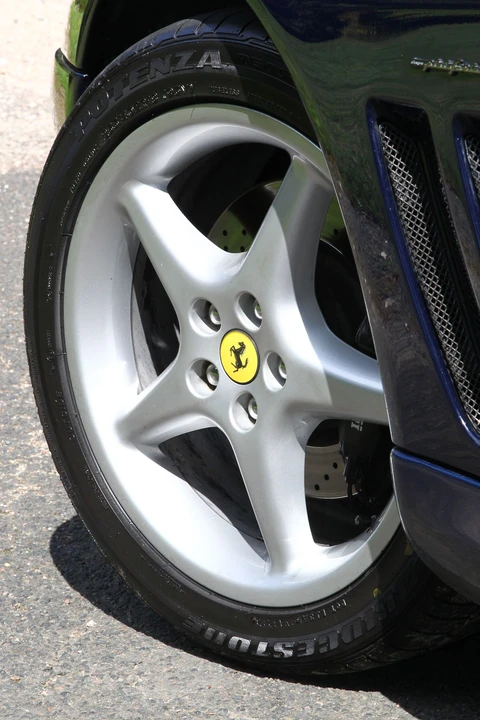 1999 Ferrari 550 Maranello - Image 15 of 28