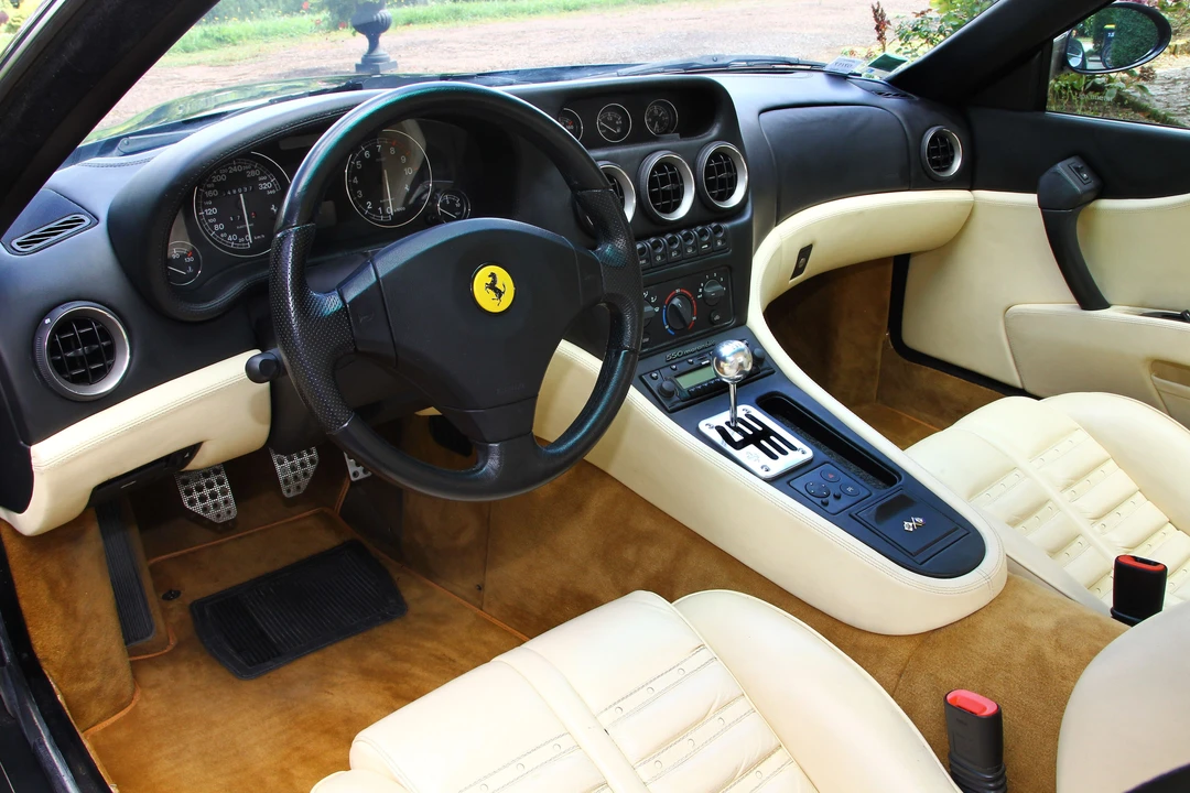 1999 Ferrari 550 Maranello - Image 8 of 28