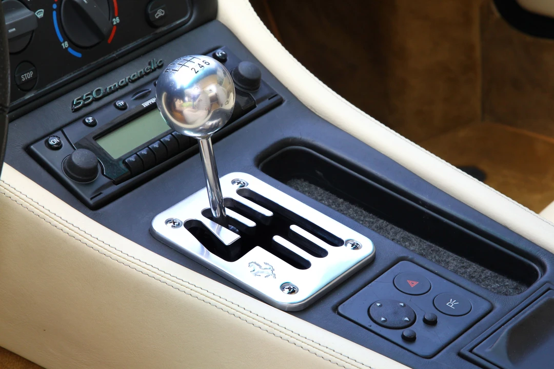 1999 Ferrari 550 Maranello - Image 19 of 28