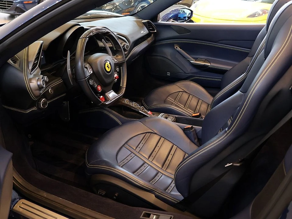 2017 Ferrari 488 Spider - Image 2 of 2