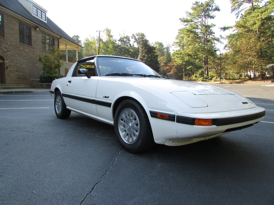 1984 Mazda RX-7 SA & FB - Image 2 of 31