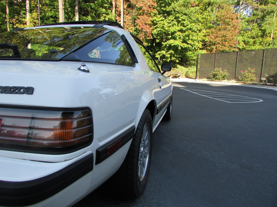 1984 Mazda RX-7 SA & FB - Image 8 of 31