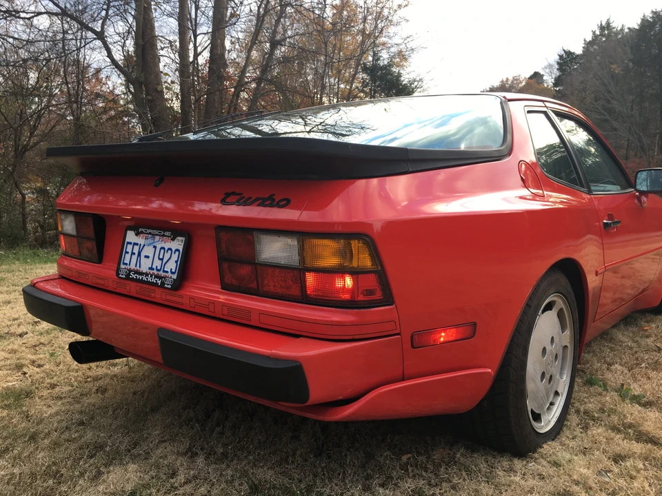1987 Porsche 944 Turbo - Image 9 of 31