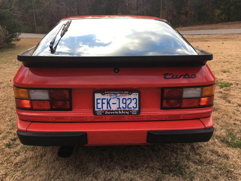 1987 Porsche 944 Turbo - Image 10 of 31