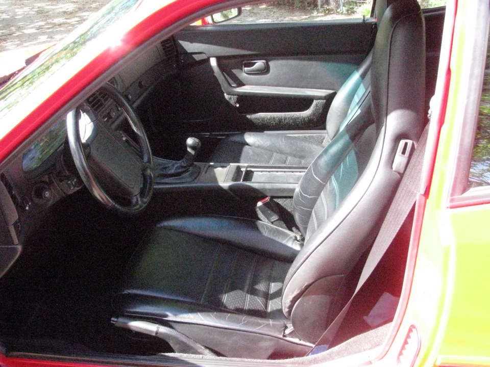 1987 Porsche 944 Turbo - Image 24 of 31