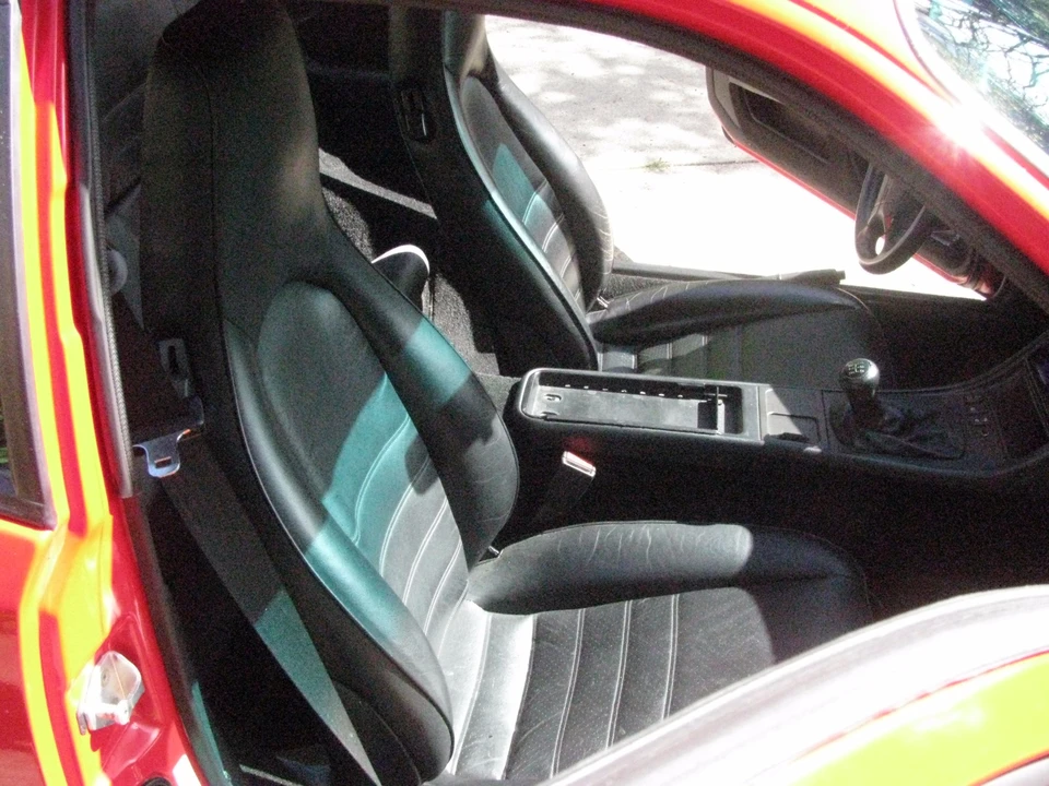 1987 Porsche 944 Turbo - Image 25 of 31