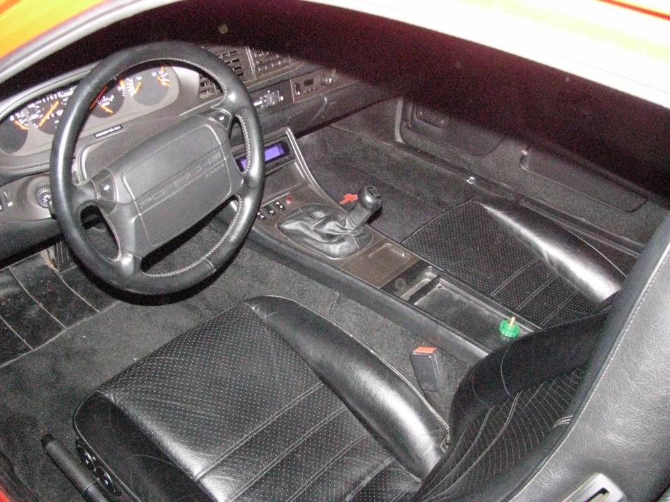 1987 Porsche 944 Turbo - Image 27 of 31