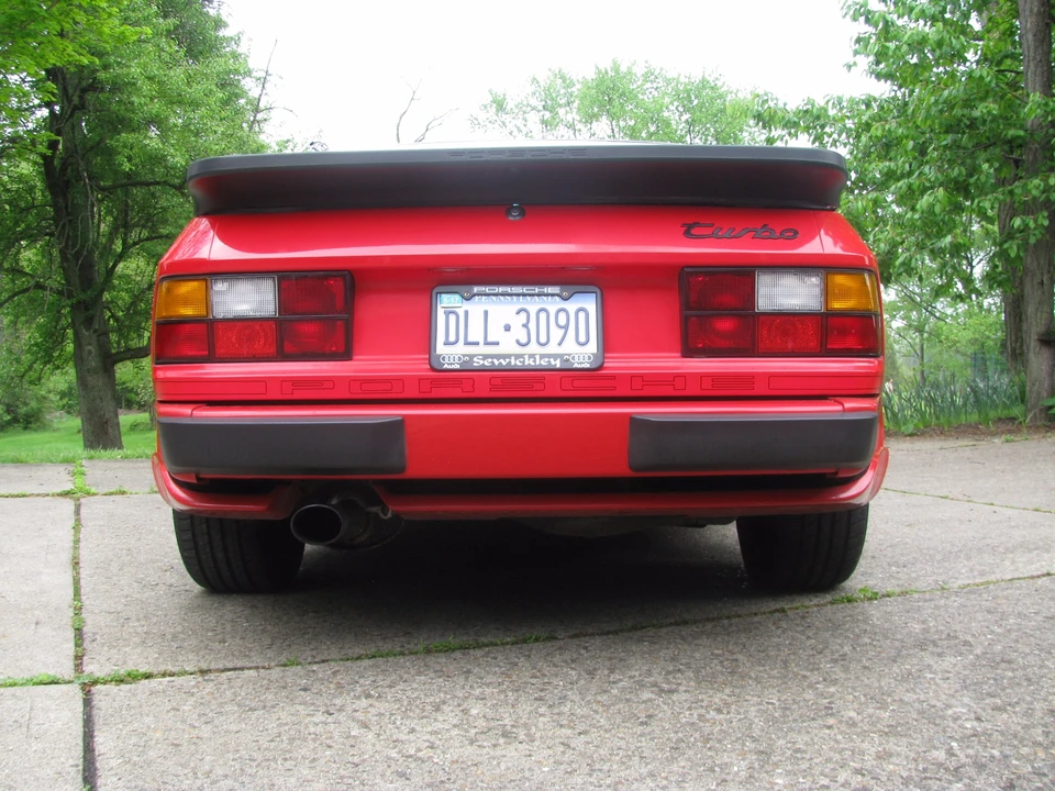 1987 Porsche 944 Turbo - Image 8 of 31