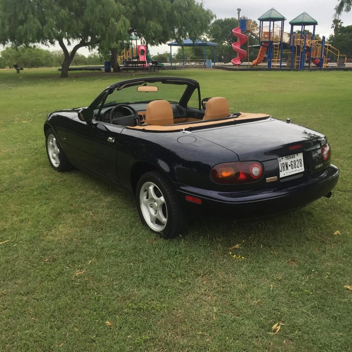1996 Mazda NA MX-5 Miata - Image 23 of 31