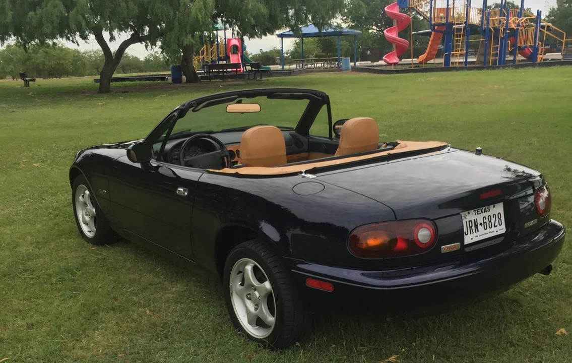 1996 Mazda NA MX-5 Miata - Image 24 of 31
