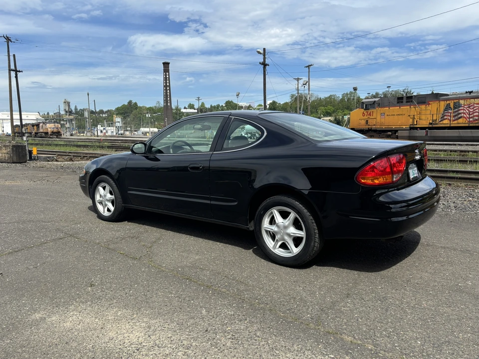 1999 Oldsmobile Alero - Image 6 of 31