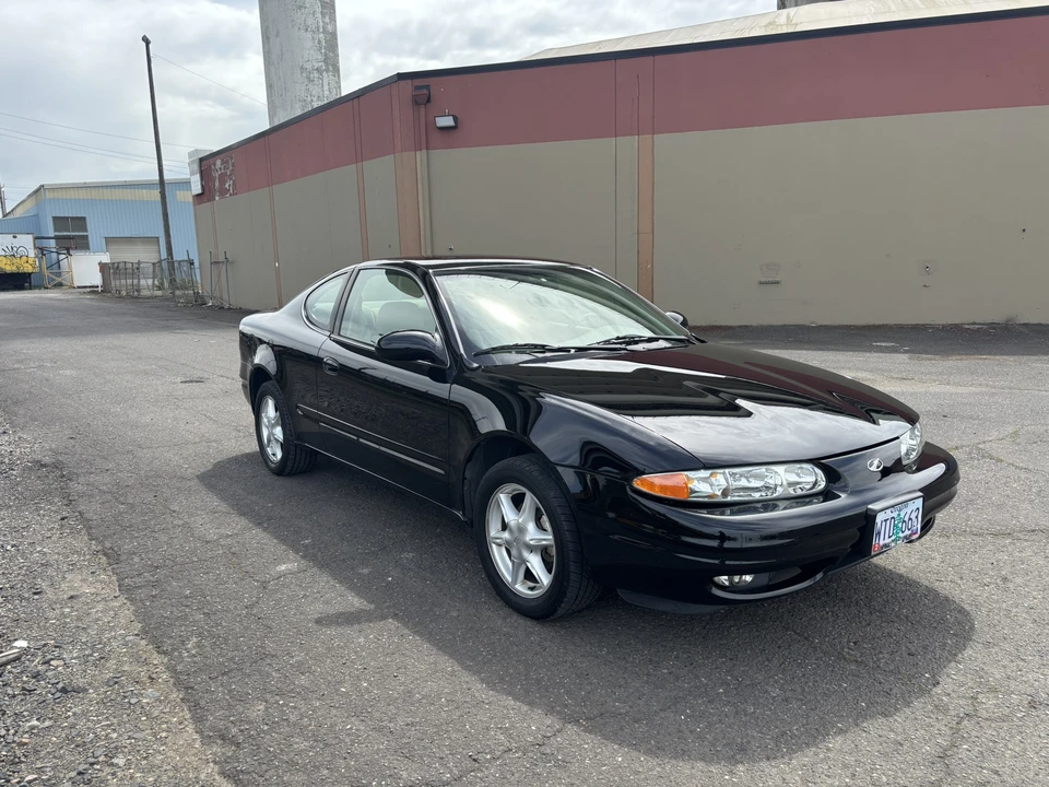 1999 Oldsmobile Alero - Image 24 of 31