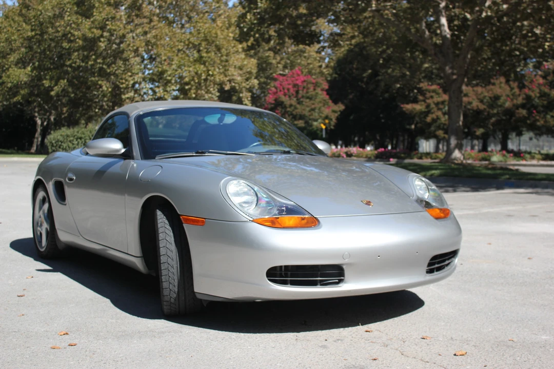 2001 Porsche 986 Boxster - Image 4 of 31