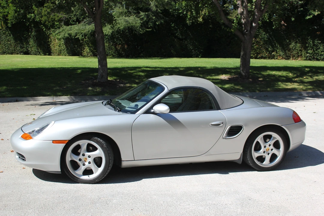2001 Porsche 986 Boxster - Image 8 of 31