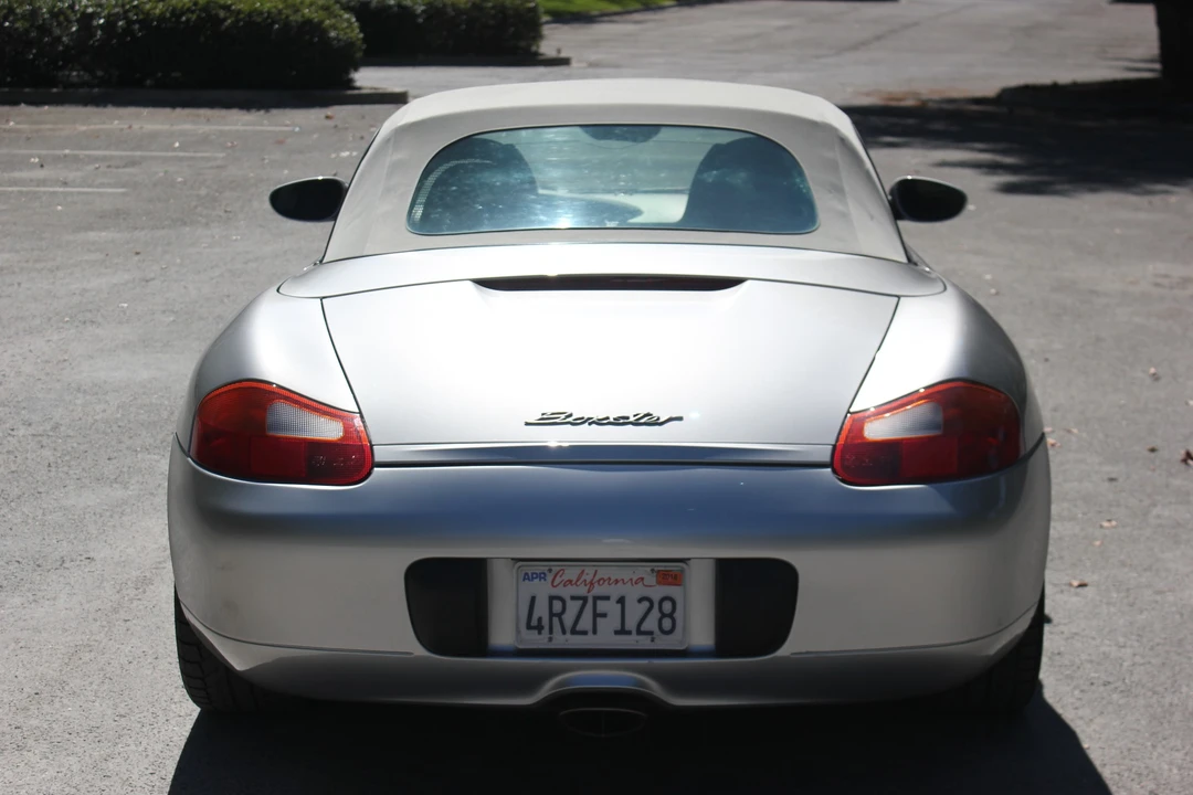 2001 Porsche 986 Boxster - Image 9 of 31