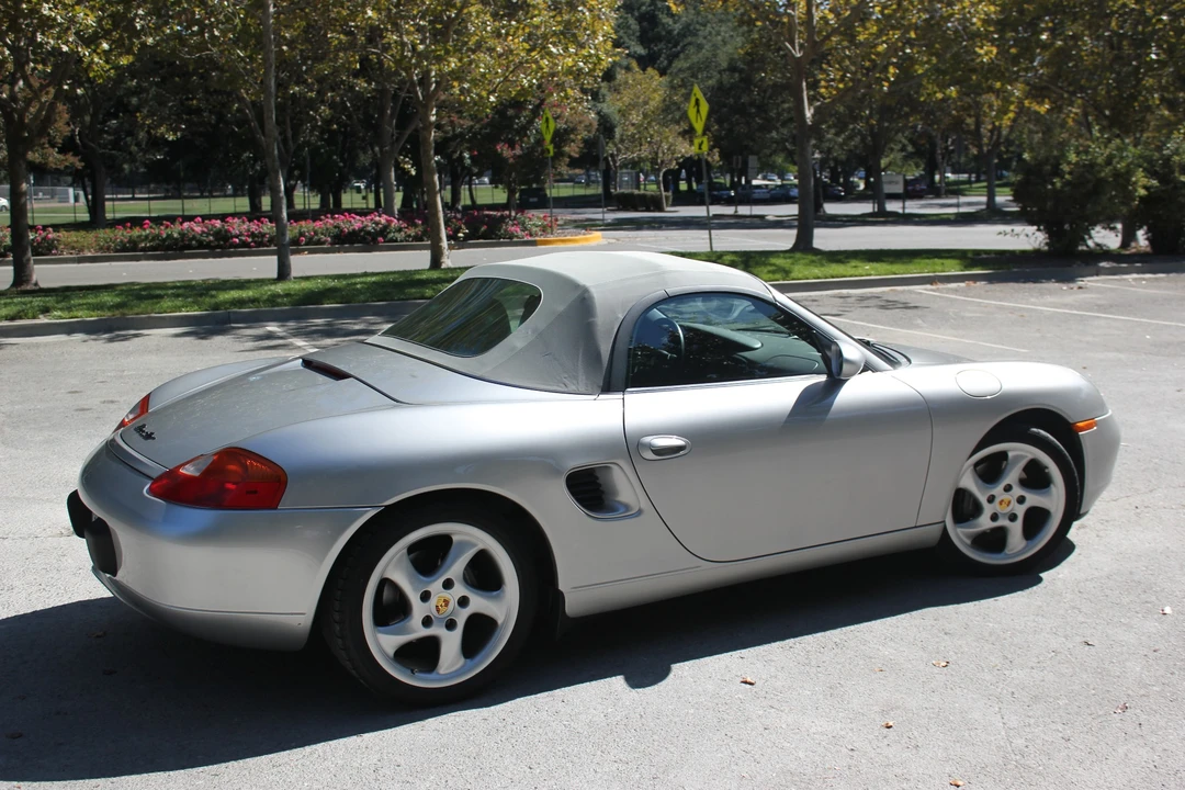 2001 Porsche 986 Boxster - Image 6 of 31