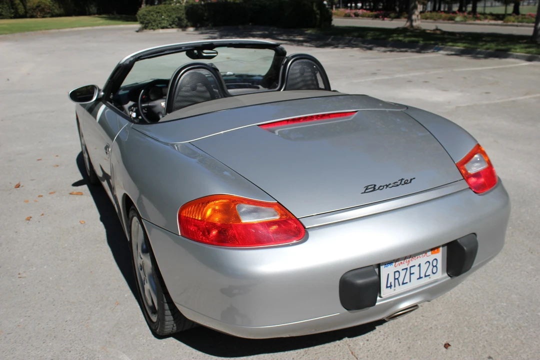 2001 Porsche 986 Boxster - Image 19 of 31