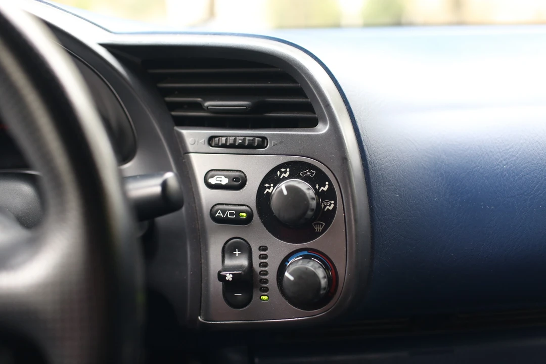 2002 Honda AP1 S2000 - Image 24 of 31