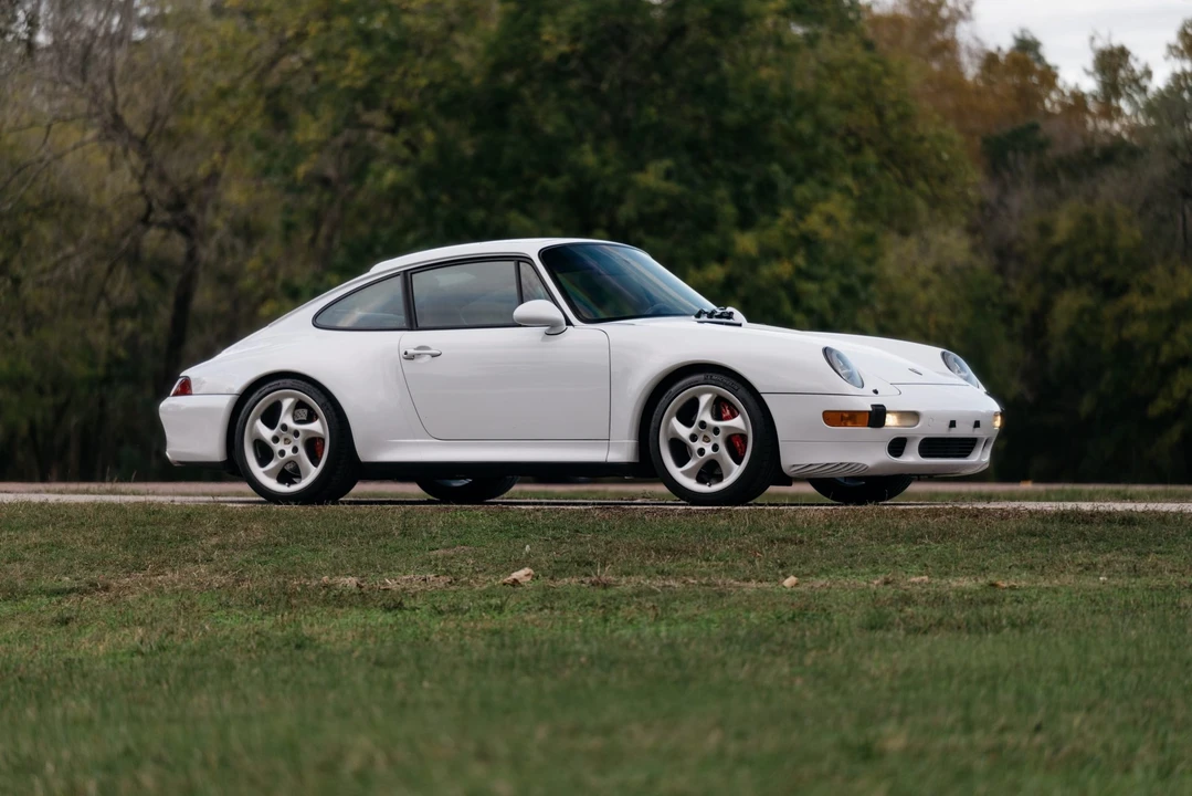 1998 Porsche 993 Carrera 4S - Image 26 of 31