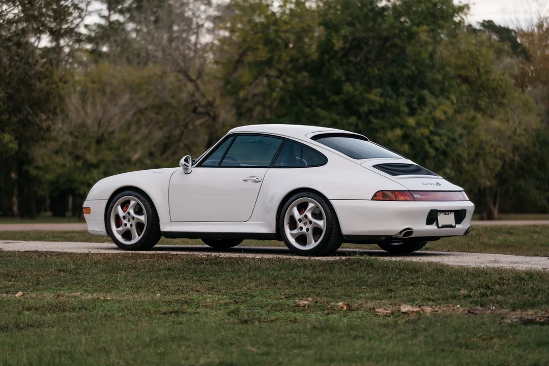 1998 Porsche 993 Carrera 4S - Image 10 of 31