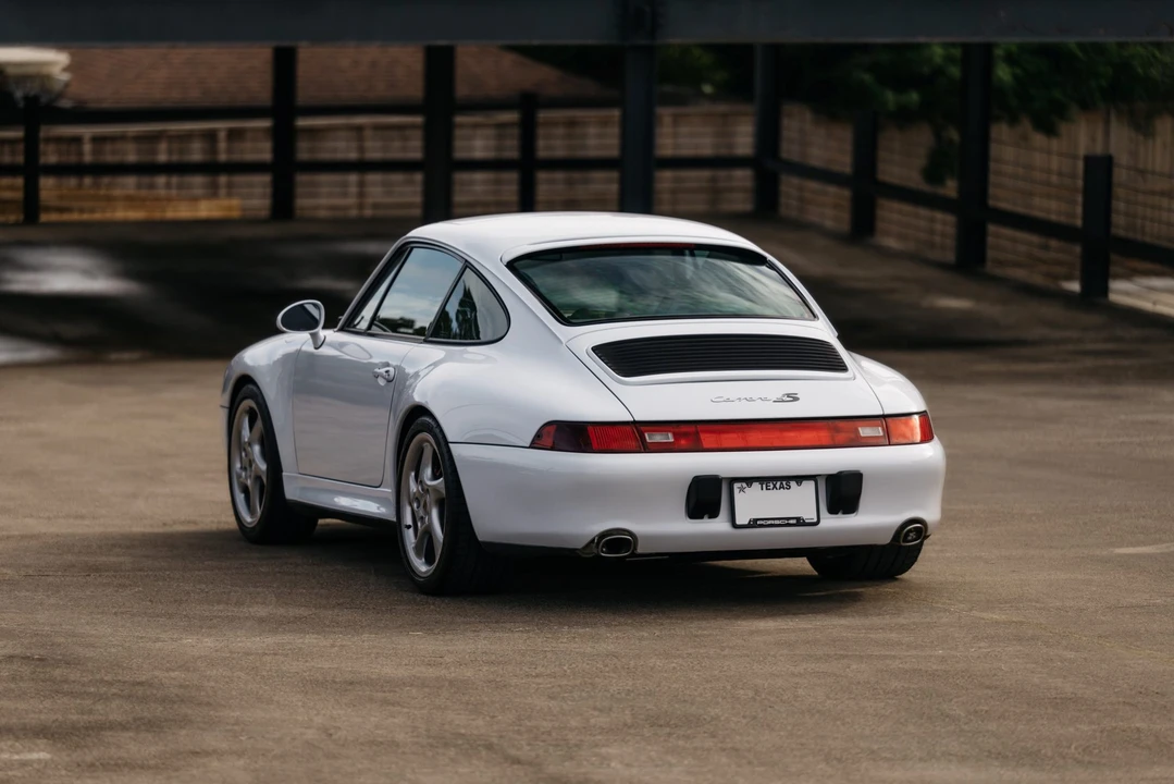 1998 Porsche 993 Carrera 4S - Image 12 of 31