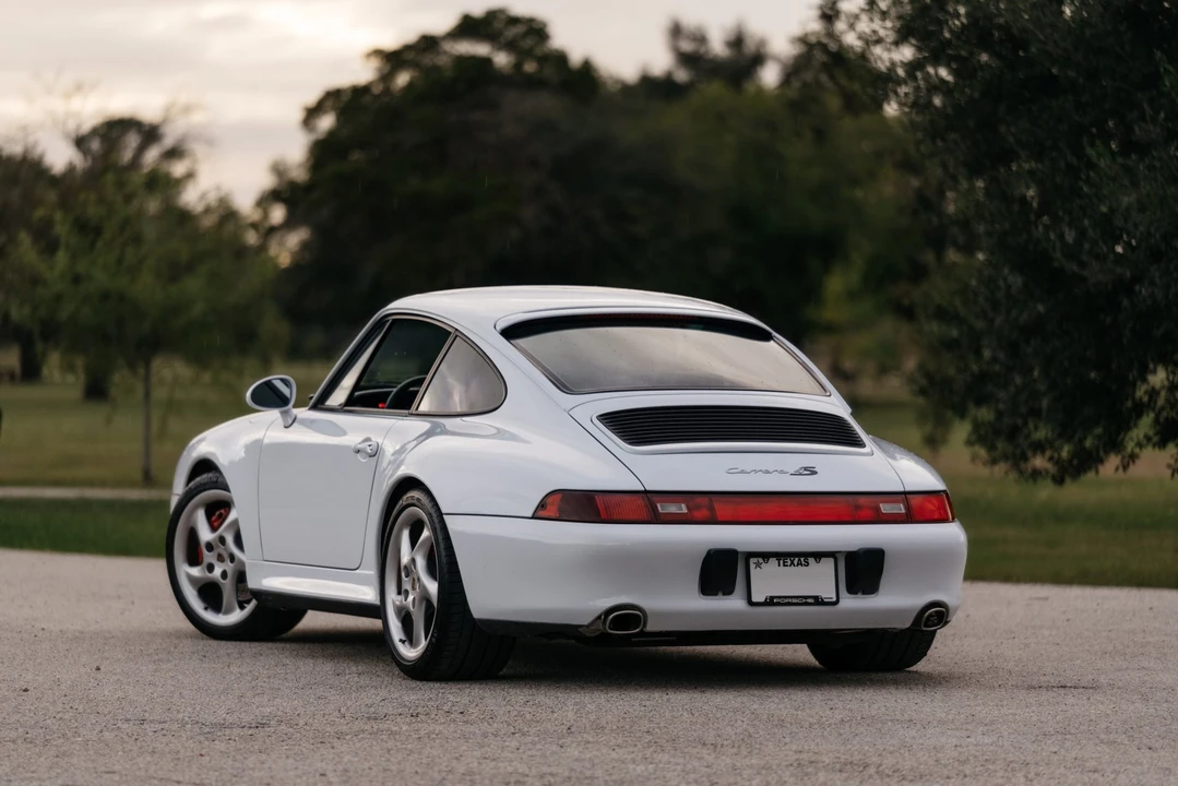 1998 Porsche 993 Carrera 4S - Image 14 of 31