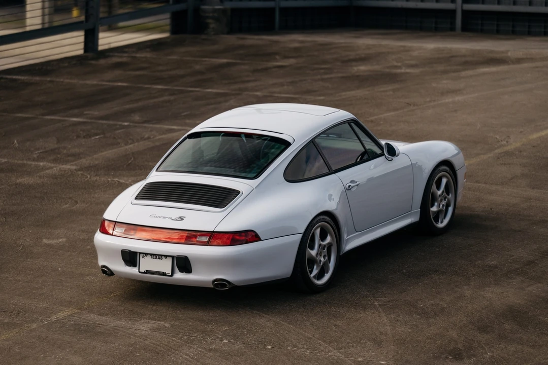 1998 Porsche 993 Carrera 4S - Image 19 of 31