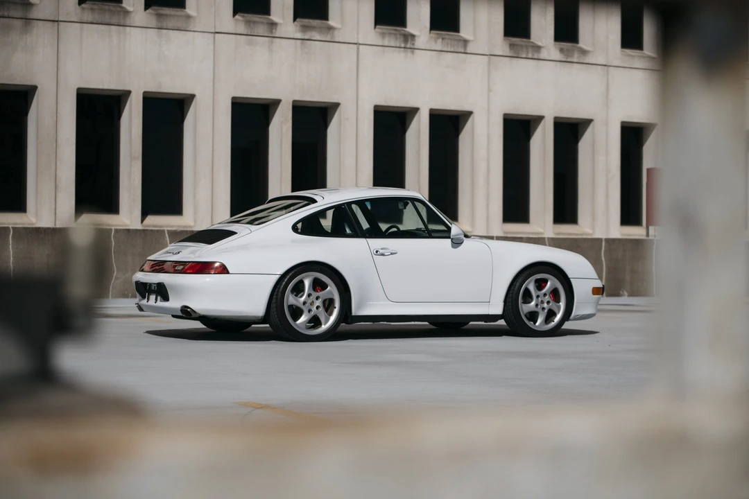 1998 Porsche 993 Carrera 4S - Image 29 of 31
