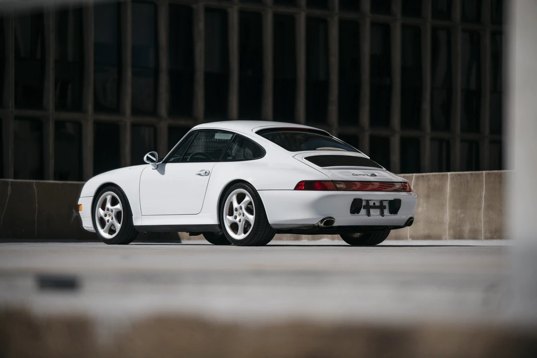1998 Porsche 993 Carrera 4S - Image 24 of 31