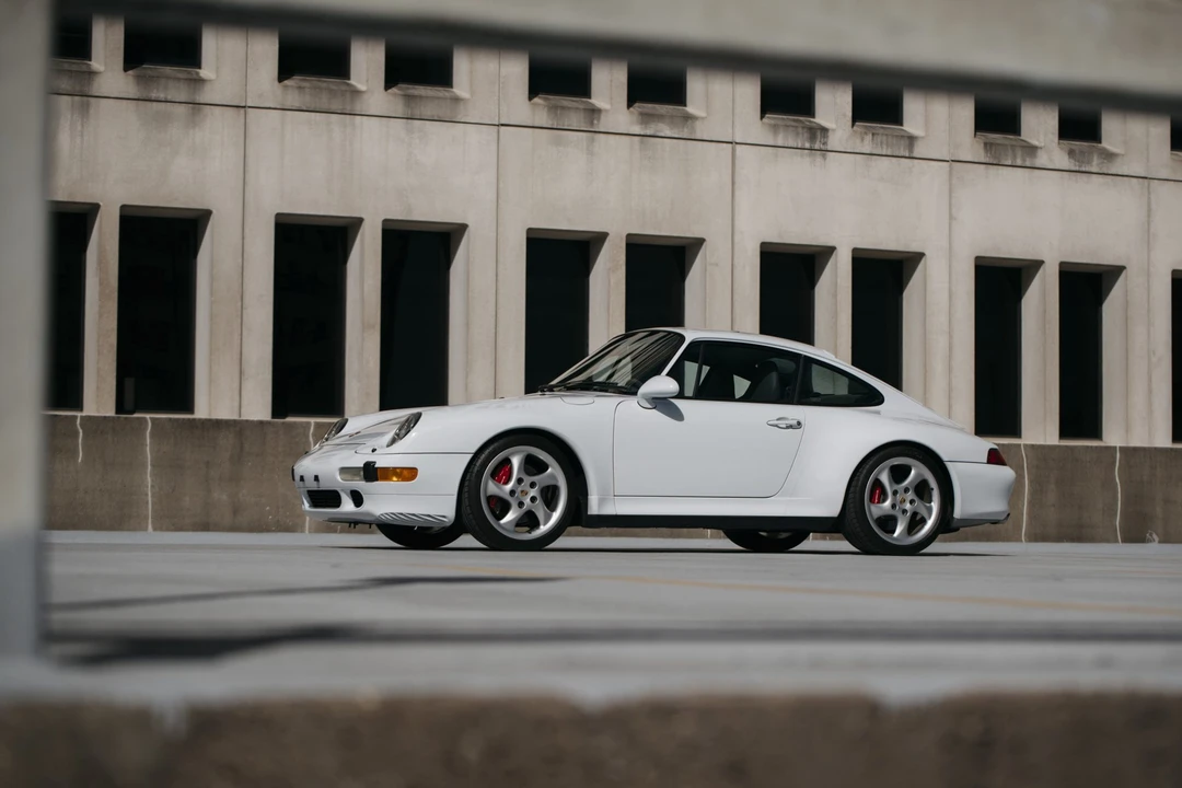 1998 Porsche 993 Carrera 4S - Image 22 of 31