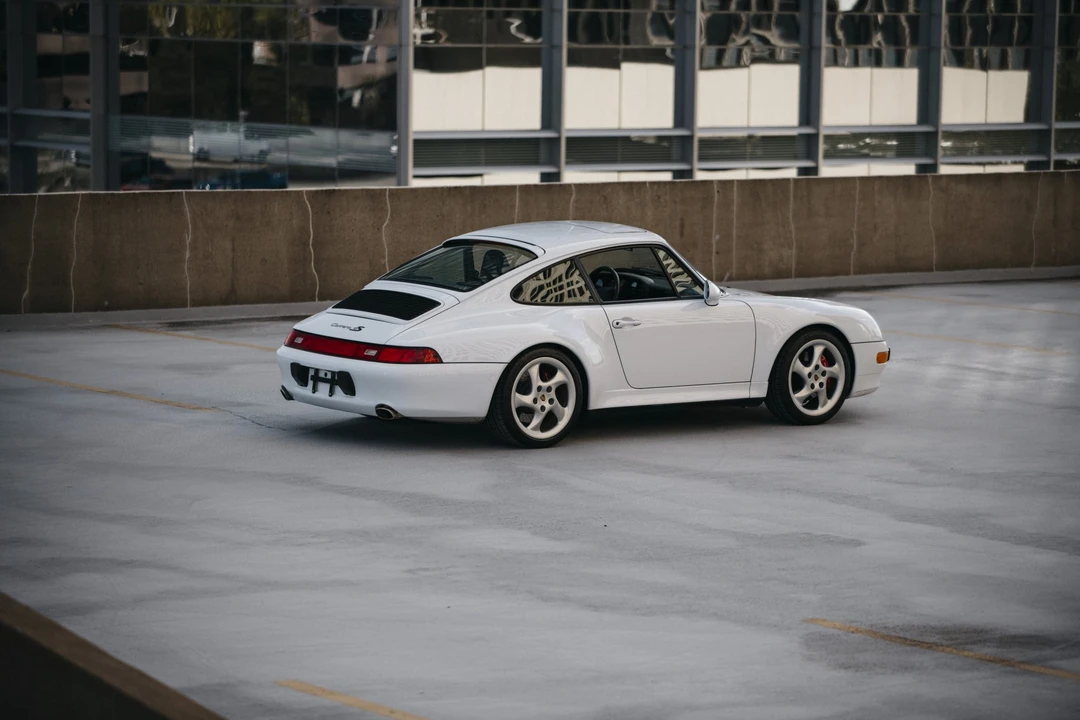 1998 Porsche 993 Carrera 4S - Image 12 of 31