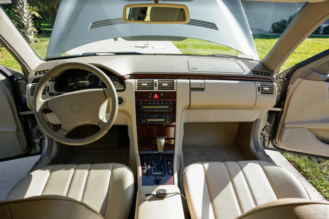 1998 Mercedes-Benz W210 E-Class - Image 17 of 31