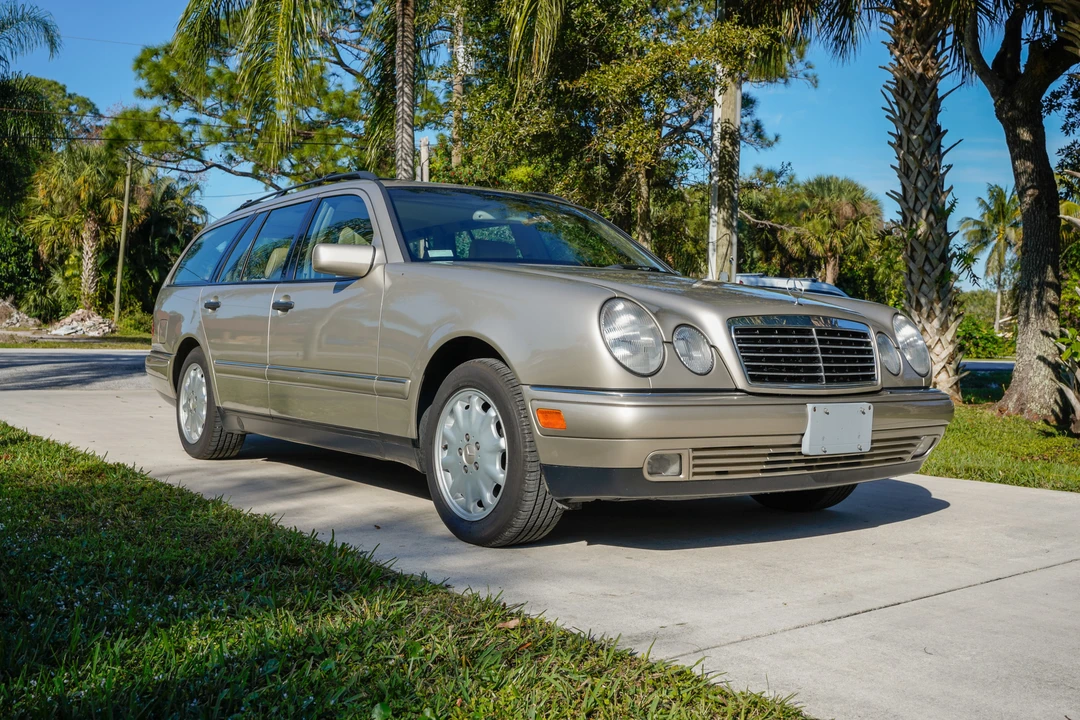 1998 Mercedes-Benz W210 E-Class - Image 3 of 31