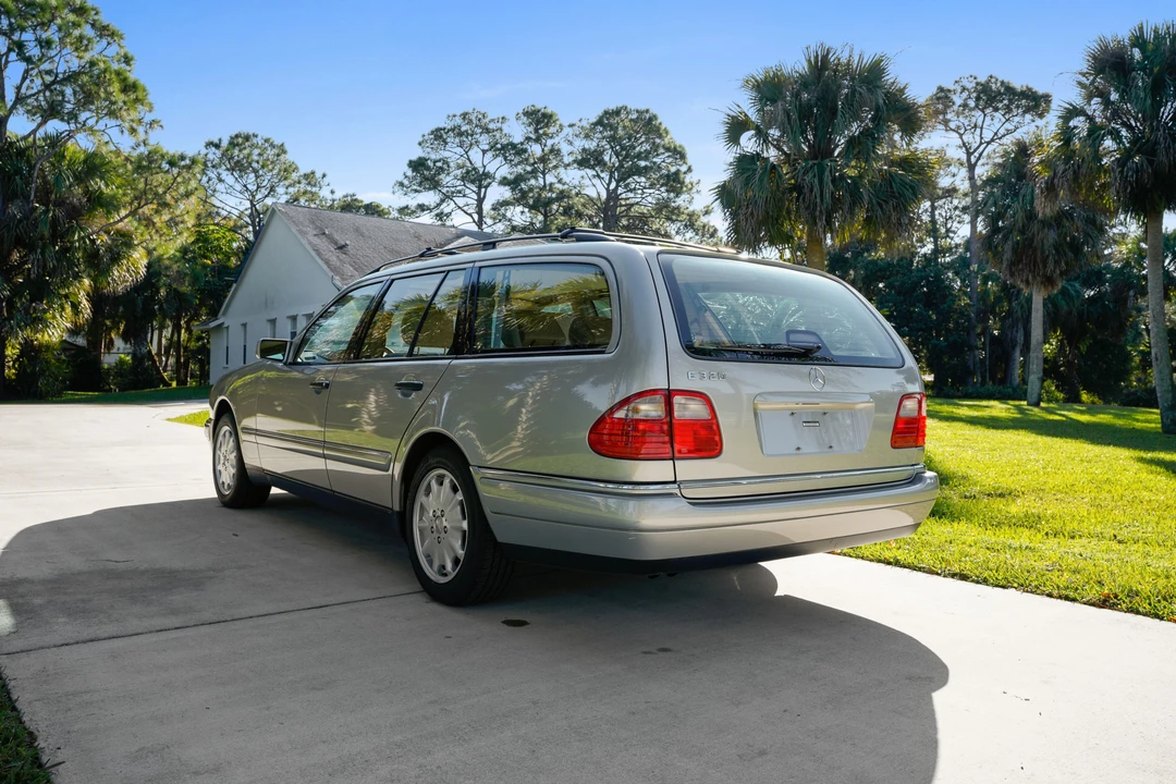 1998 Mercedes-Benz W210 E-Class - Image 10 of 31