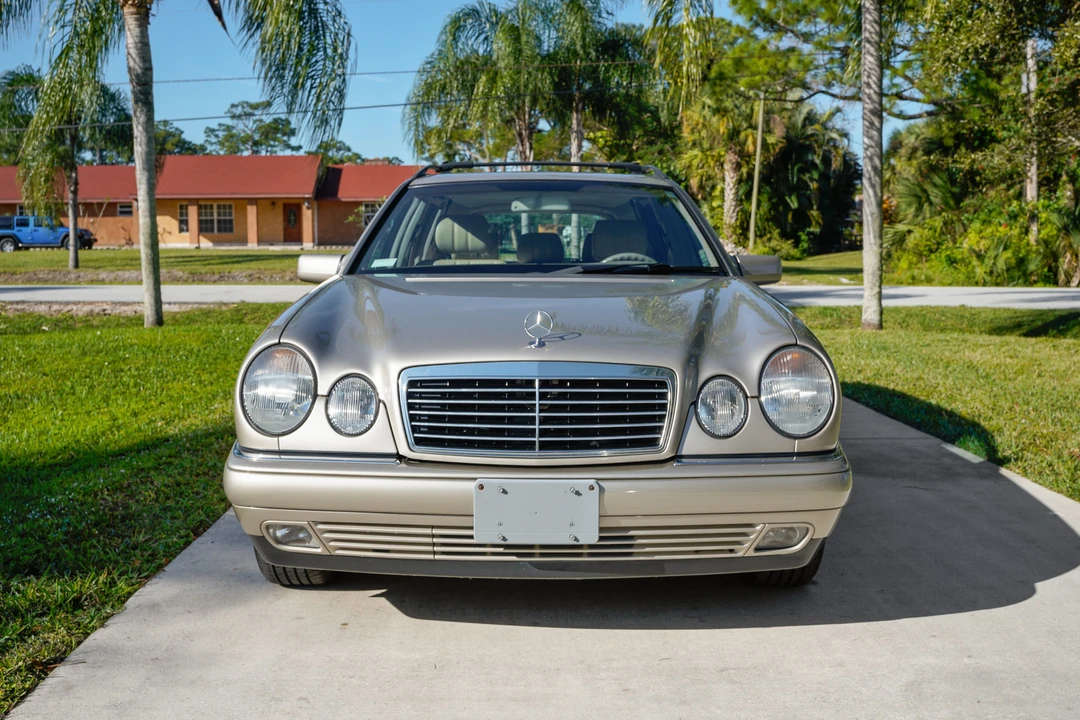 1998 Mercedes-Benz W210 E-Class - Image 4 of 31