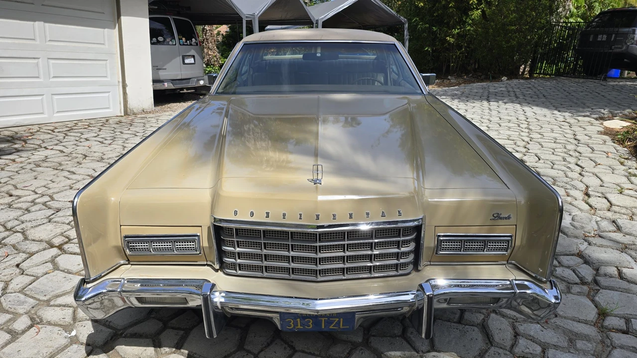 1973 Lincoln Continental 5th Gen - Image 14 of 31